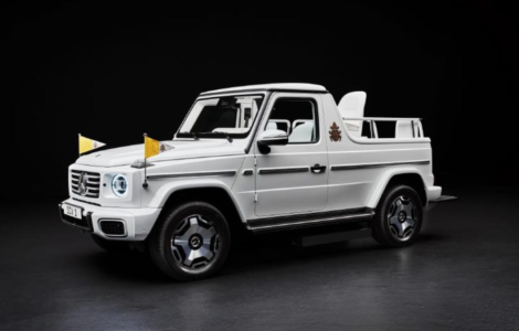 New Popemobile