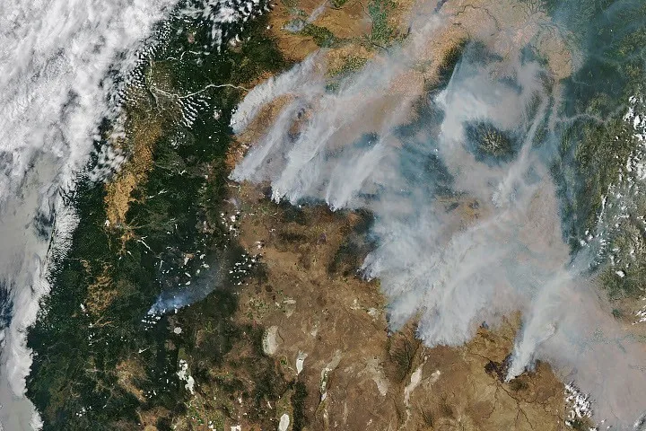 Smoke Blankets Oregon - NASA Science
