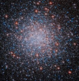 Hubble Captures Star-Studded Cluster - NASA